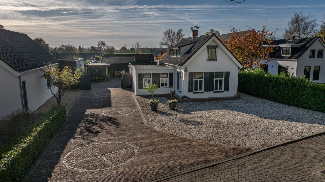 Photo 1 of Middelsluissedijk WZ 53
