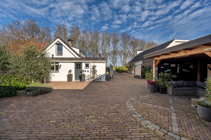 Photo 28 of Middelsluissedijk WZ 53