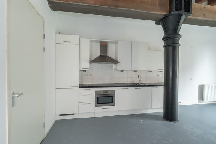 Photo 5 of Lloydstraat 66