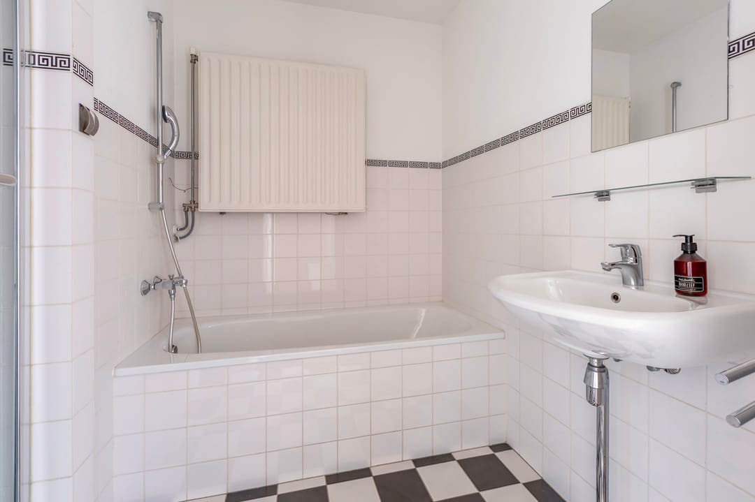 Photo 23 of Sumatrakade 589