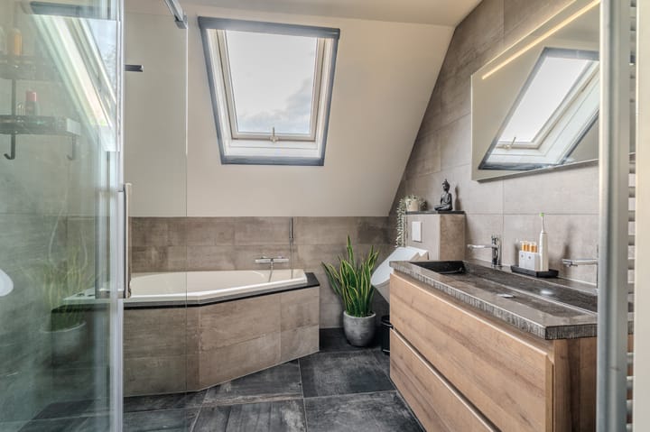 Foto 35 van Hamrikkerweg 118-A