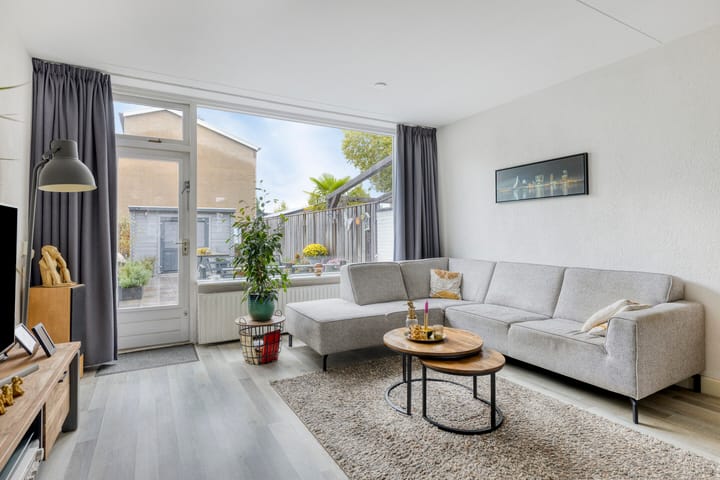 Photo 7 of Brucknerstraat 12