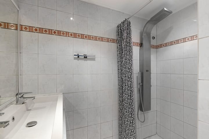 Photo 19 of Brucknerstraat 12