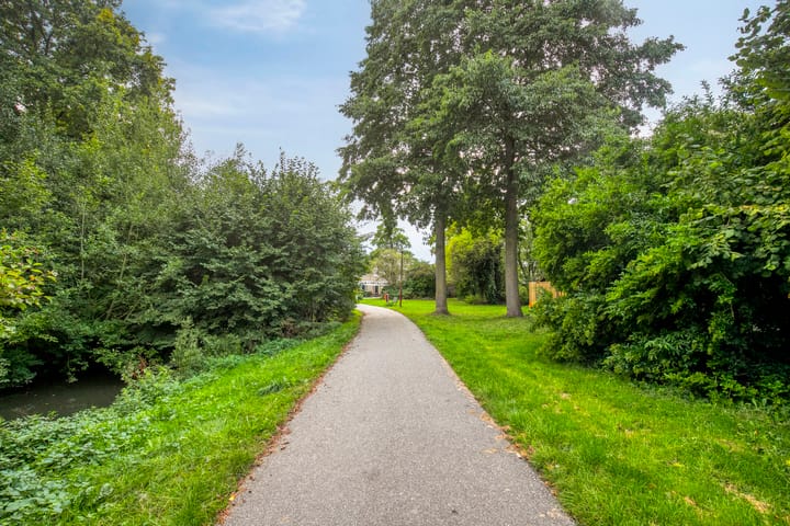 Photo 32 of Brucknerstraat 12