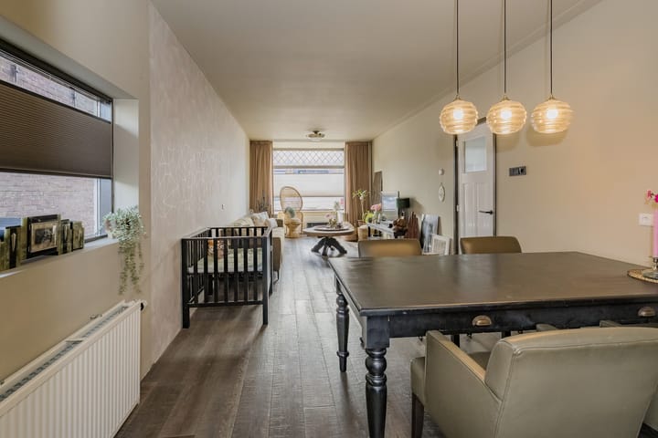 Foto 9 van Trompstraat 78