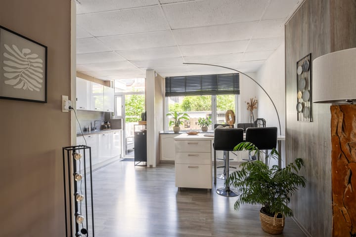 Foto 9 van Thomas à Kempisstraat 12