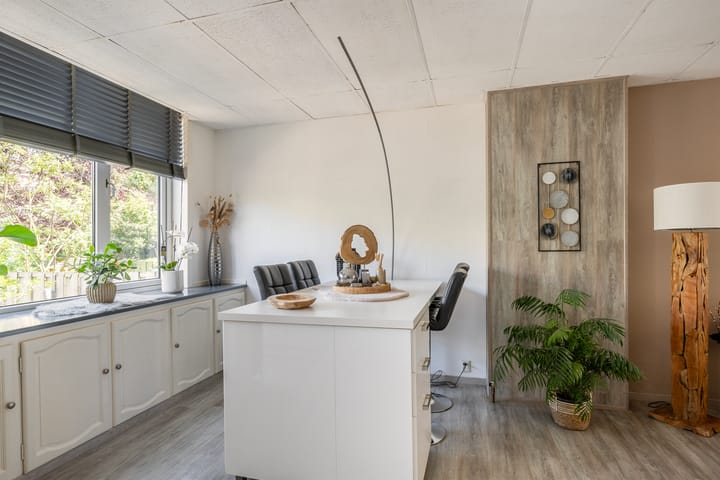 Foto 10 van Thomas à Kempisstraat 12