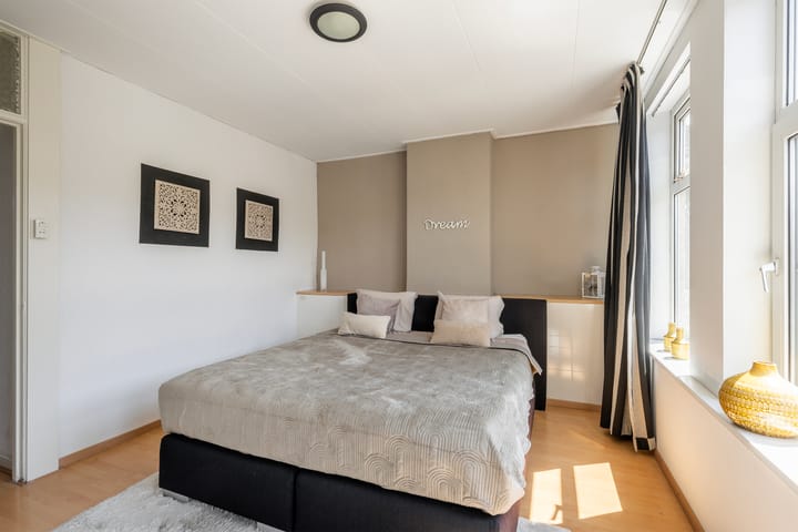 Foto 16 van Thomas à Kempisstraat 12