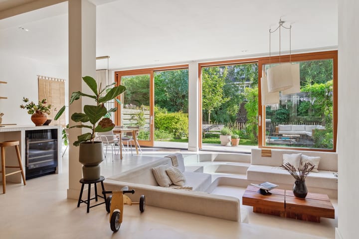 Photo 2 of Admiraal van Gentstraat 67