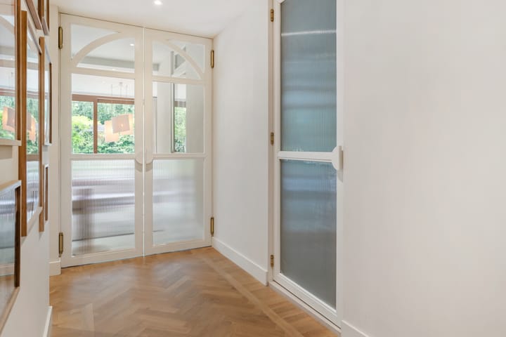 Photo 12 of Admiraal van Gentstraat 67