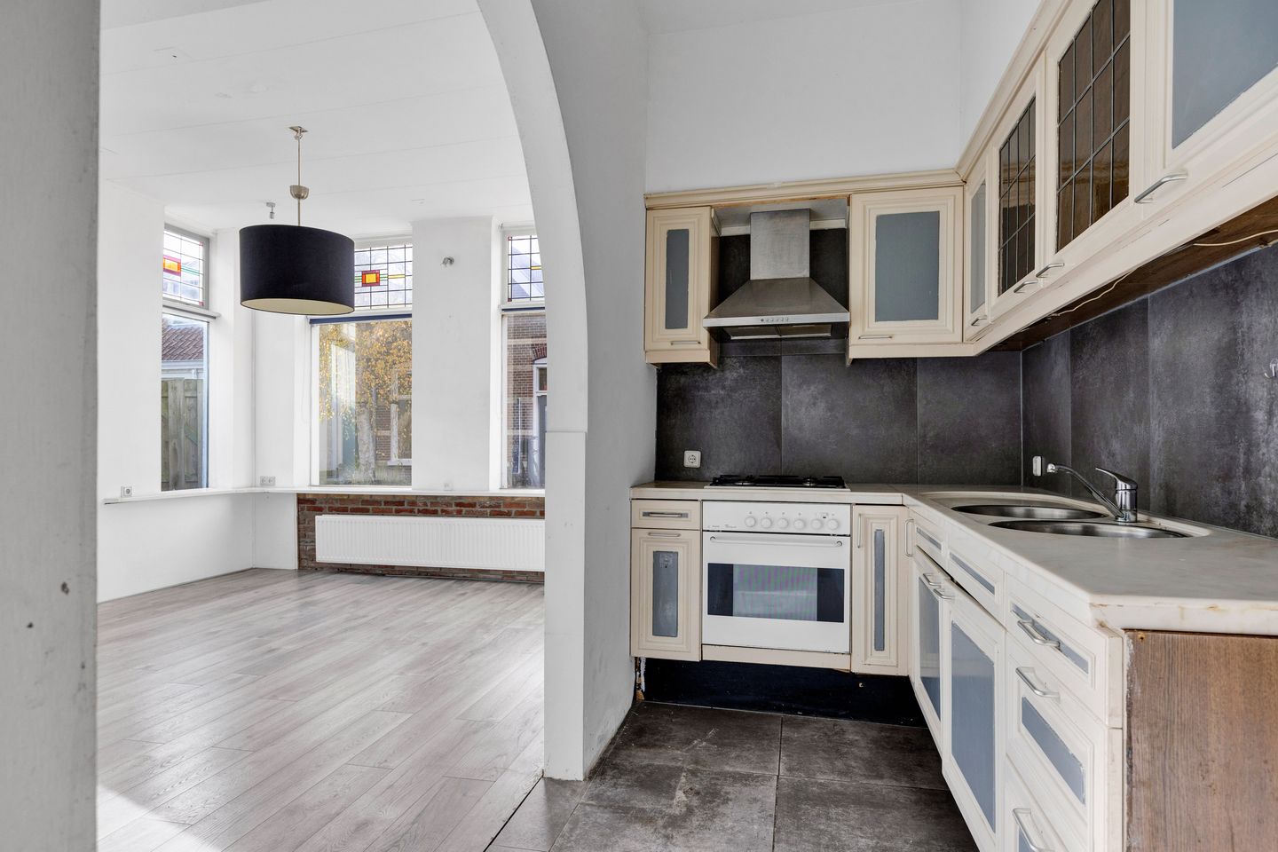 Foto 10 van 1e Hollandiastraat 27