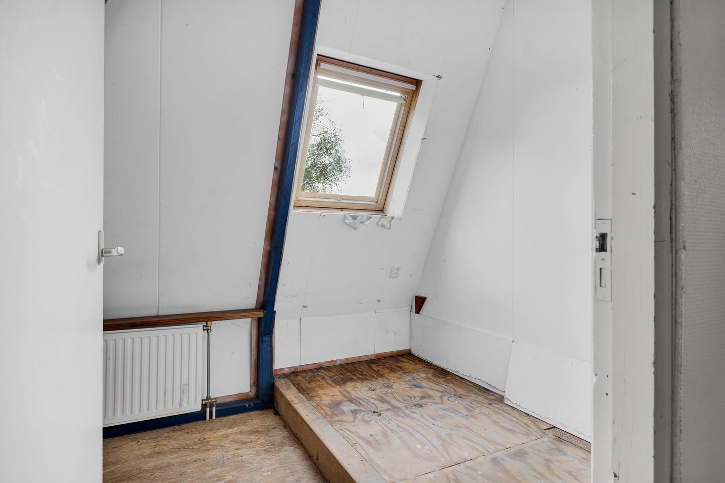 Foto 14 van 1e Hollandiastraat 27