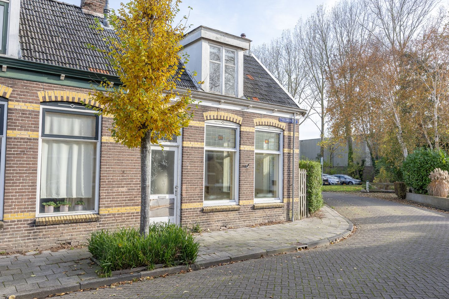 Foto 29 van 1e Hollandiastraat 27