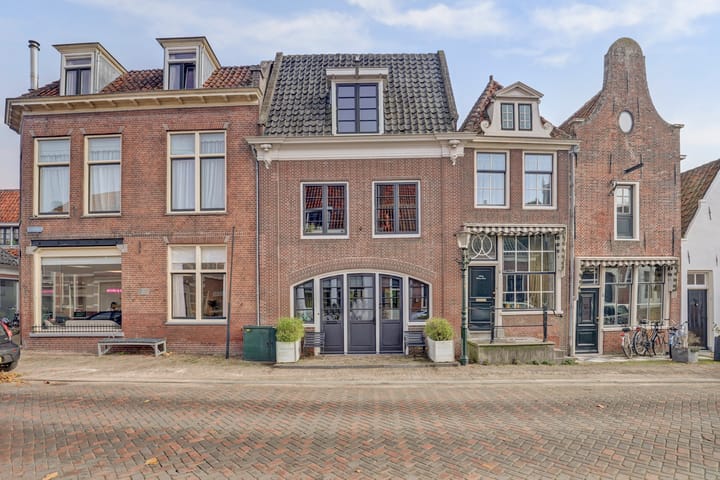 Photo 1 of Nieuwstraat 3