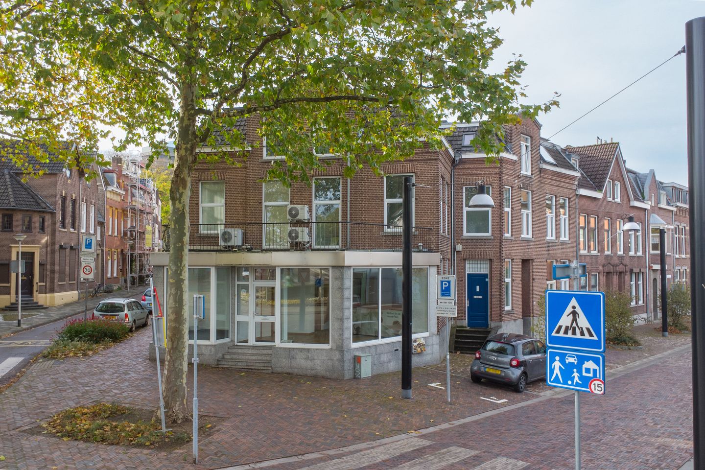 Bekijk foto 1 van Coriovallumstraat 17