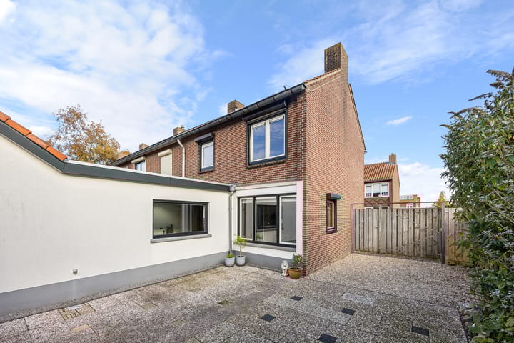 Photo 42 of Wethouder Kuipersstraat 7