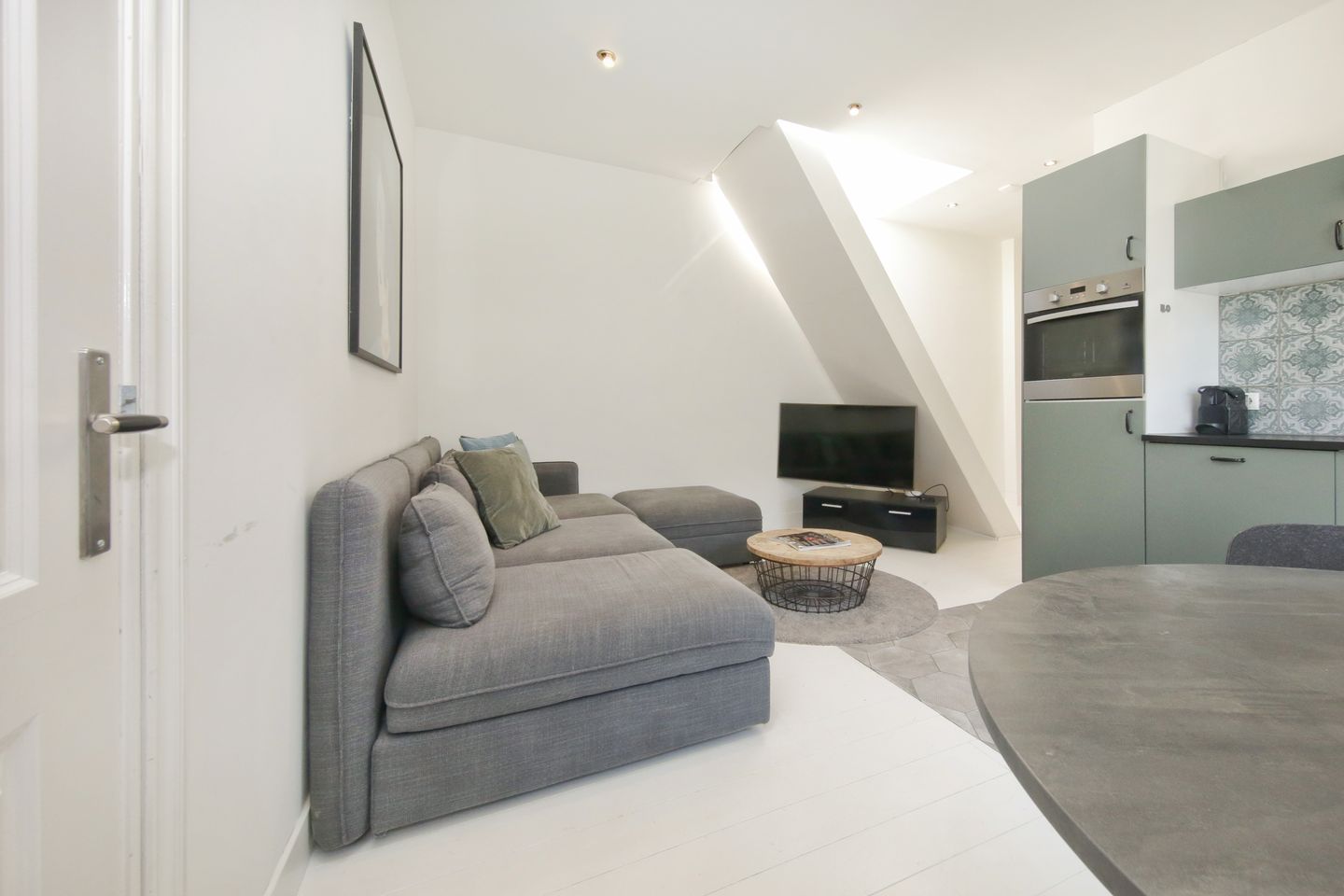 Photo 19 of Lange Leidsedwarsstraat 9-C