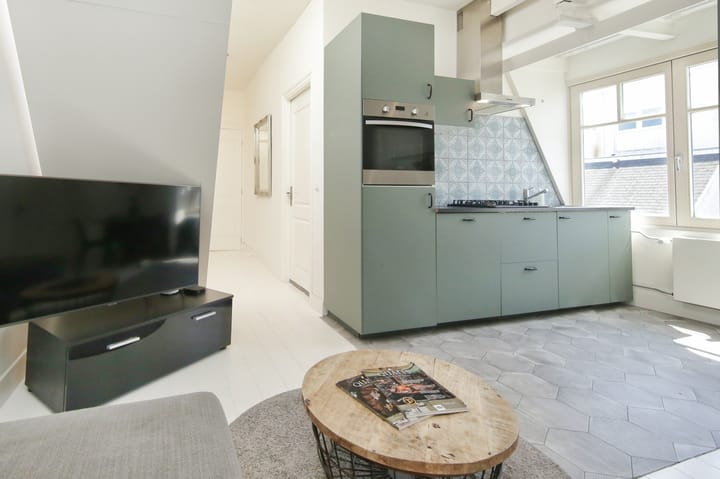 Photo 22 of Lange Leidsedwarsstraat 9-C