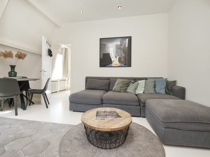 Photo 23 of Lange Leidsedwarsstraat 9-C