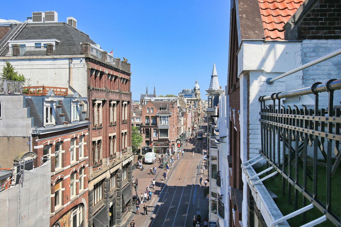 Photo 34 of Lange Leidsedwarsstraat 9-C