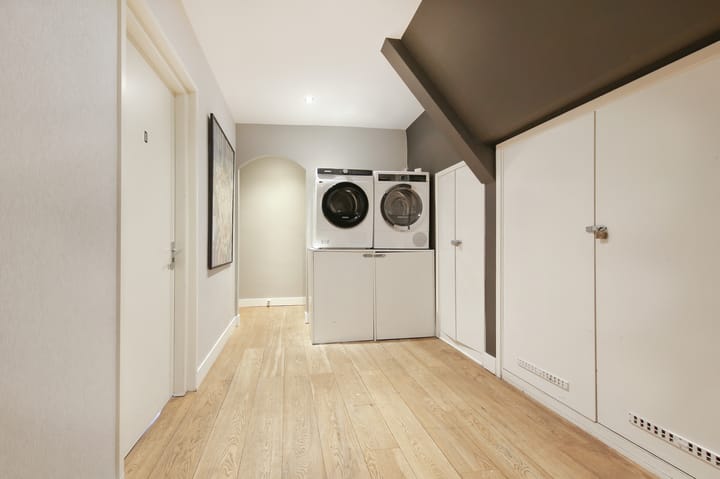 Photo 6 of Lange Leidsedwarsstraat 9-D