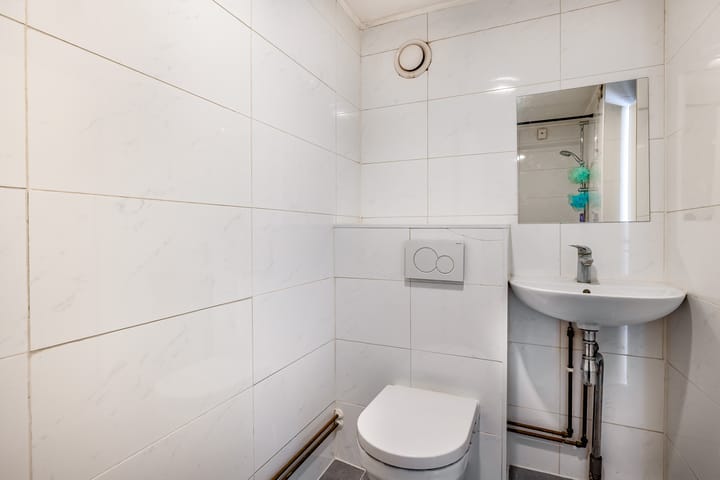 Photo 14 of Geulstraat 23