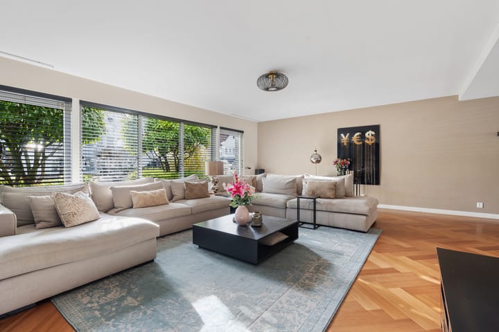 Photo 16 of Granaat 9