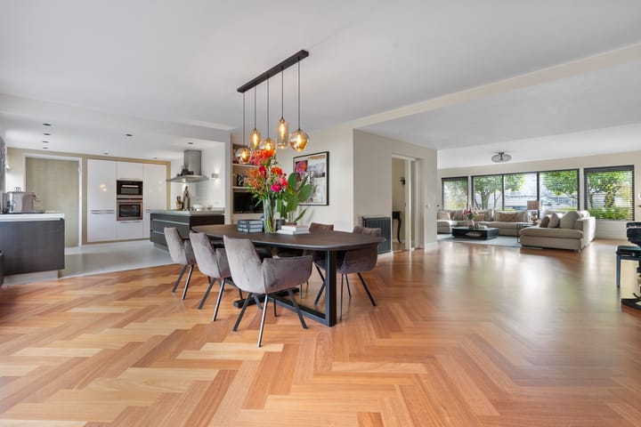 Photo 21 of Granaat 9