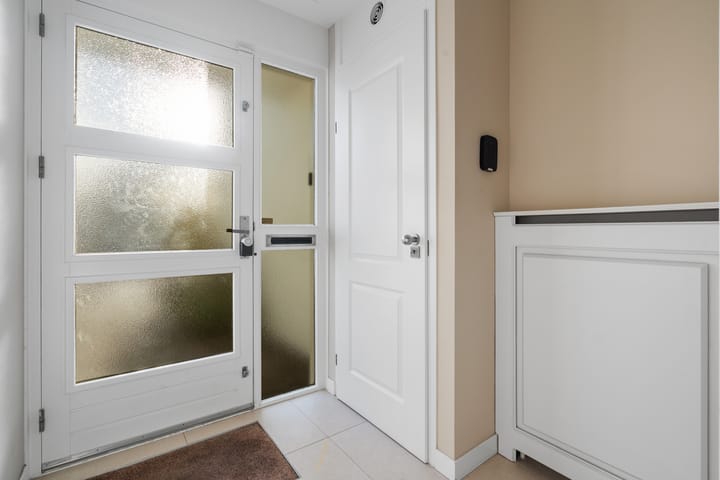 Photo 44 of Granaat 9