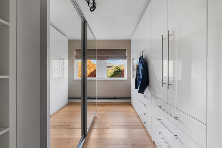 Photo 57 of Granaat 9