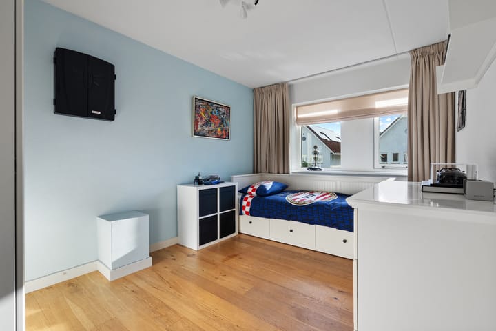 Photo 62 of Granaat 9