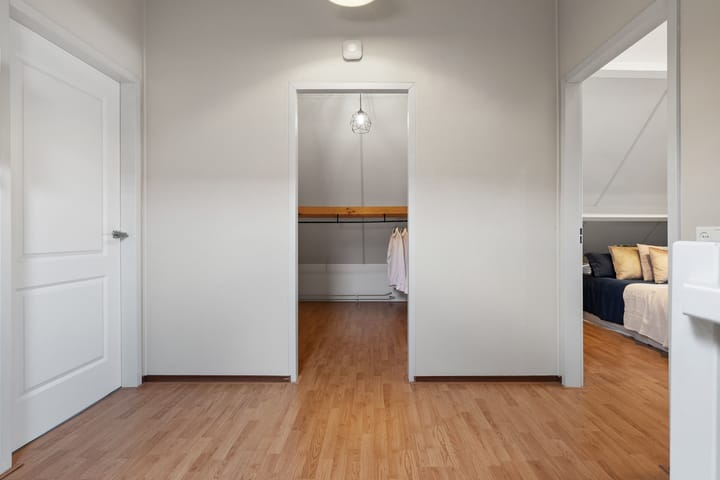 Photo 65 of Granaat 9