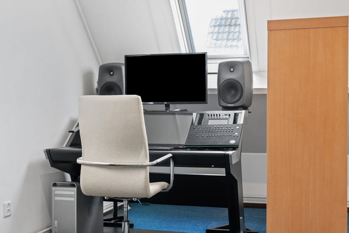 Photo 72 of Granaat 9