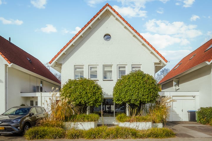 Photo 75 of Granaat 9