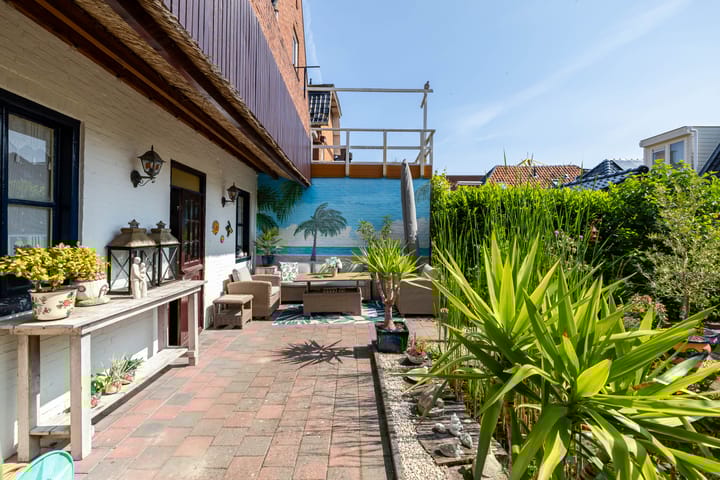 Photo 24 of Landstraat 69