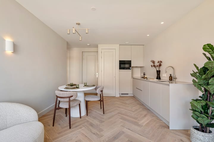 Photo 9 of Laplacestraat 47-2A