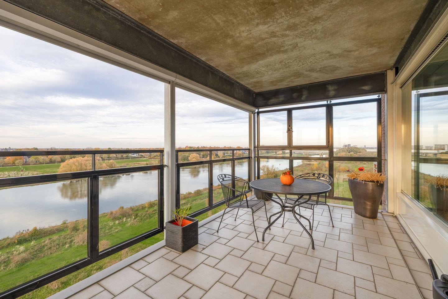 Photo 1 of Watermunt 70