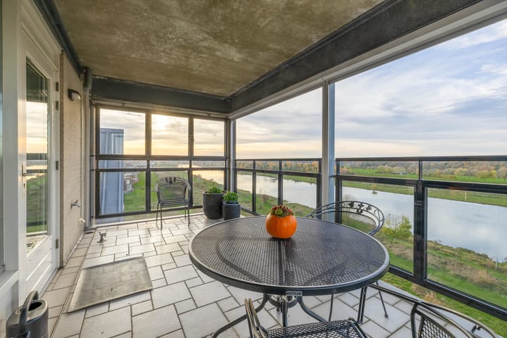 Photo 11 of Watermunt 70