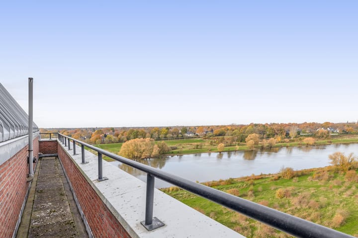 Photo 29 of Watermunt 70