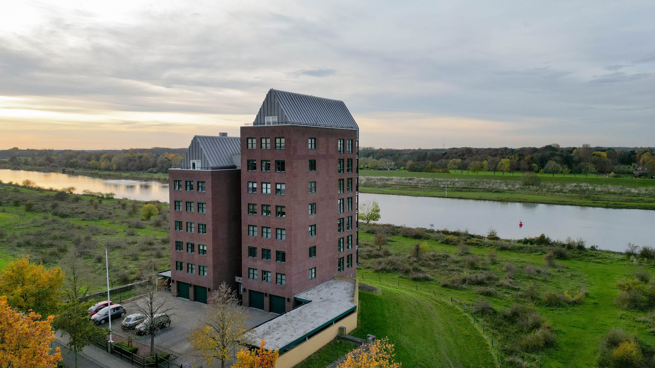 Foto 33 van Watermunt 70