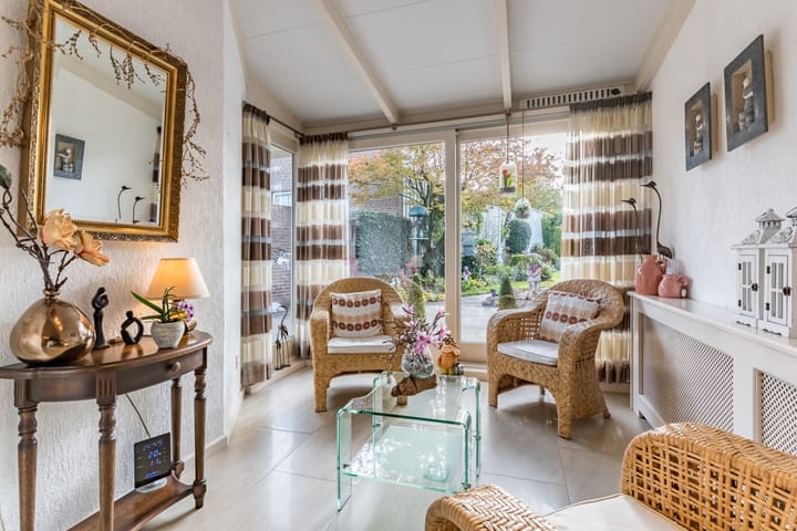 Photo 12 of Ginderover 52