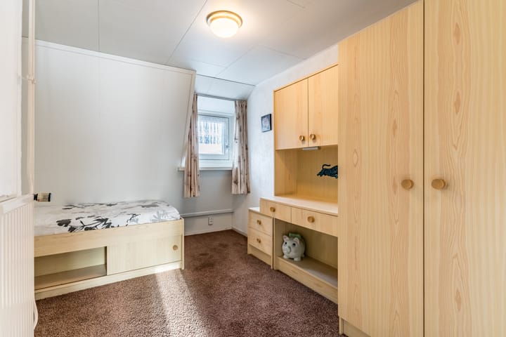 Photo 21 of Ginderover 52