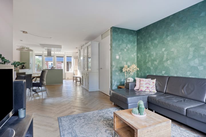 Photo 9 of Valkenswaardstraat 34