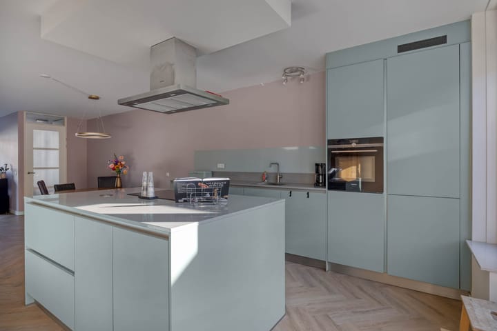 Photo 14 of Valkenswaardstraat 34