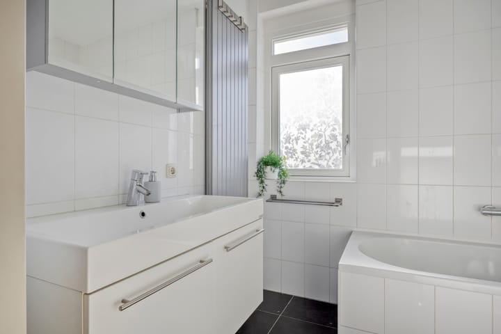 Photo 19 of Valkenswaardstraat 34