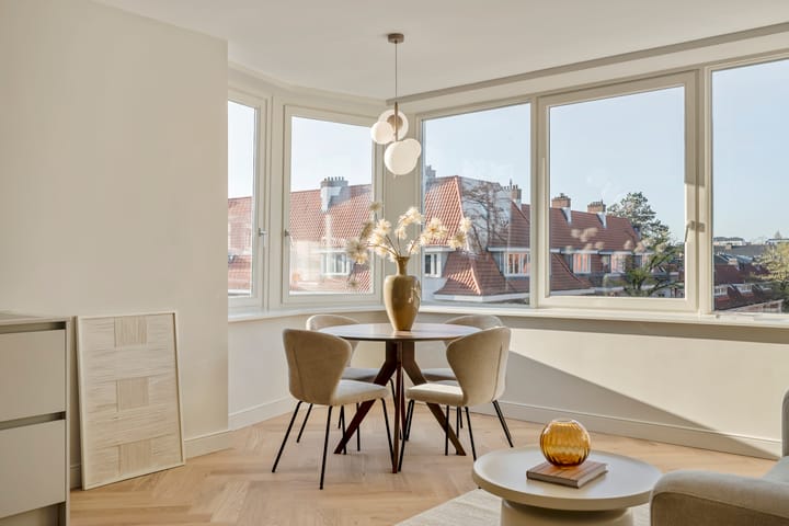 Photo 8 of Laplacestraat 47-3B