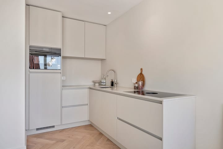 Photo 15 of Laplacestraat 47-3B