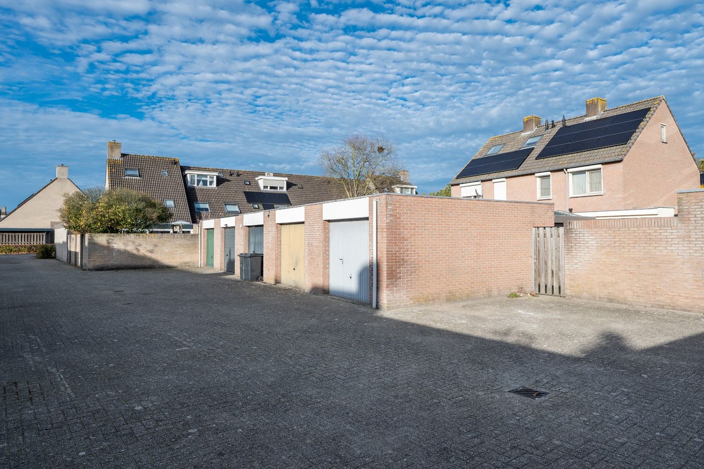 Photo 5 of Rhônelaan 11