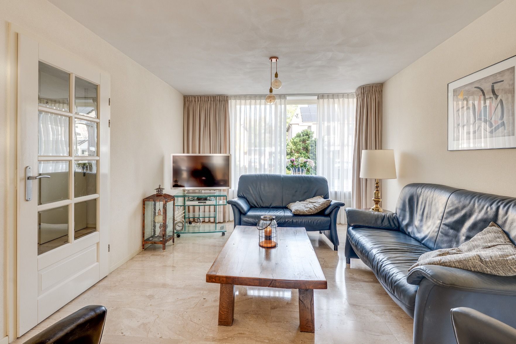 Photo 9 of Rhônelaan 11