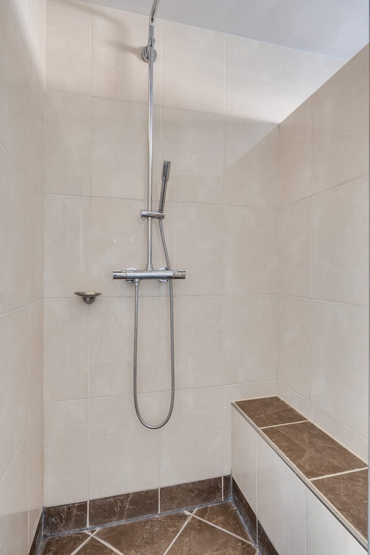 Photo 23 of Rhônelaan 11